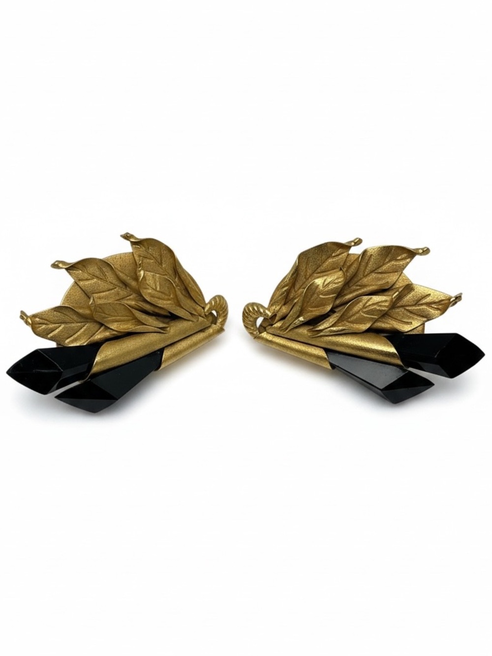 Vintage Couture Statement Earrings Gold Leaf Black Lucite Dagger Drop Clip On - Picture 4 of 9